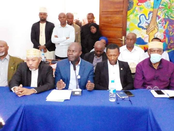 image Dr Abdou Djohar à la tête du laboratoire linguistique